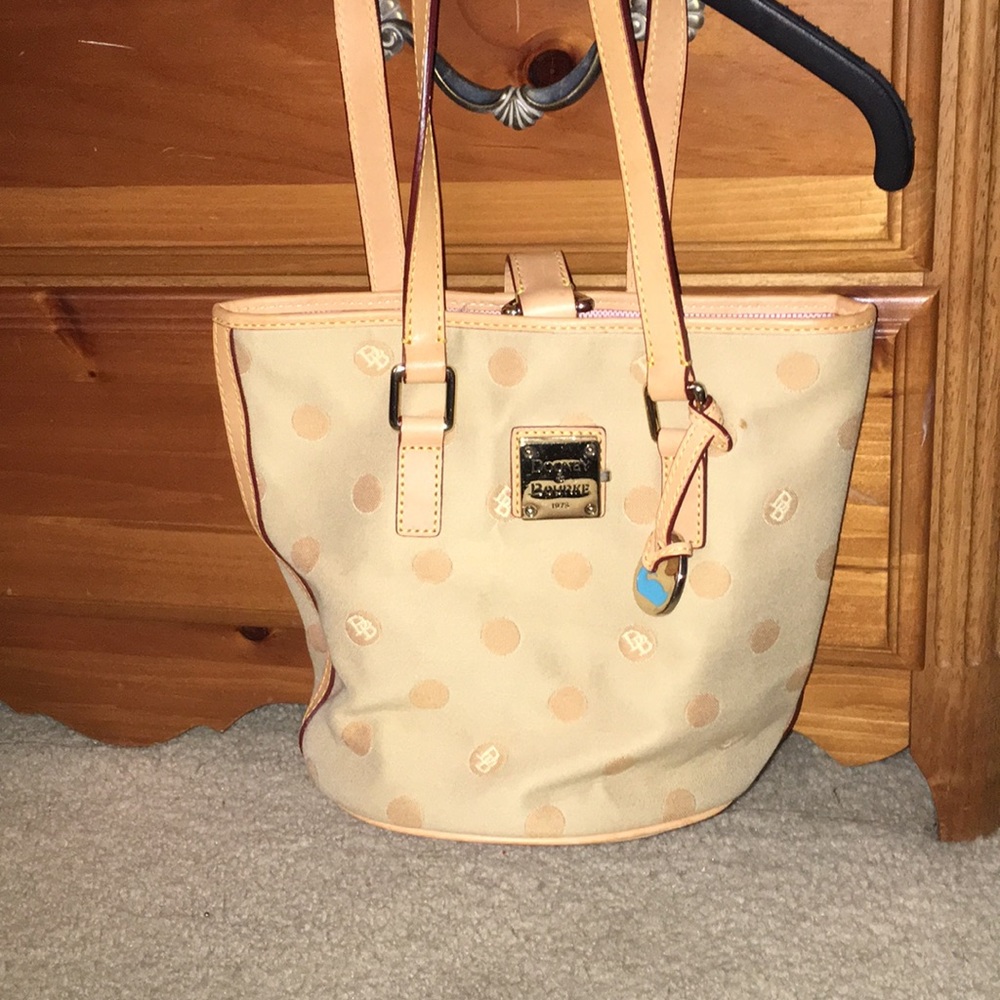 Tan Dooney &bourke